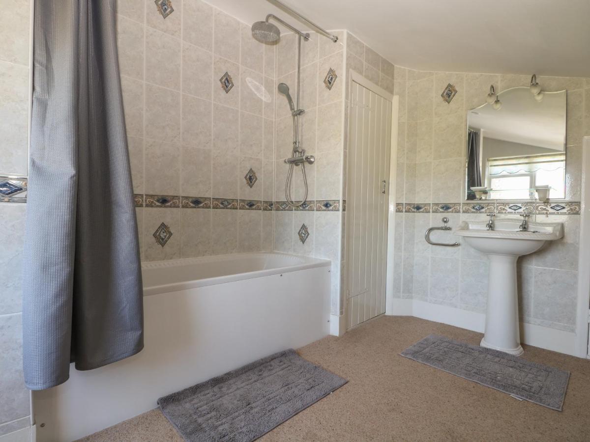 1 Paythorne Farm Cottages Henfield Eksteriør billede